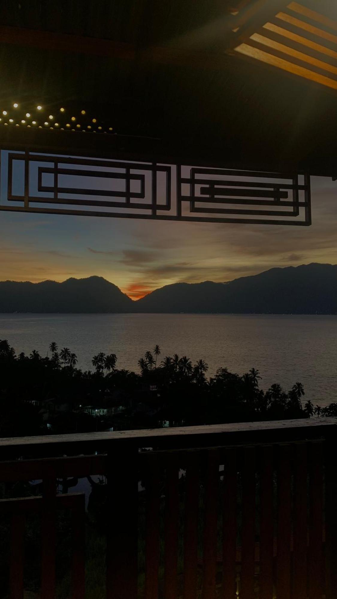 Bagoes View Cottages Maninjau Esterno foto