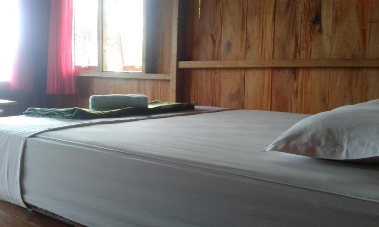Bagoes View Cottages Maninjau Esterno foto